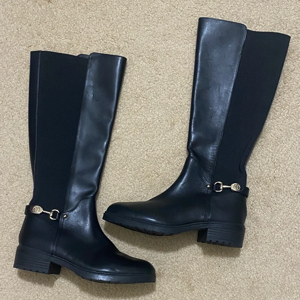 NWOB GIANI BERNINI Barnibee Boots Women's Size 6M